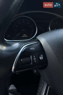 Внедорожник / Кроссовер Audi Q7 2014 в 