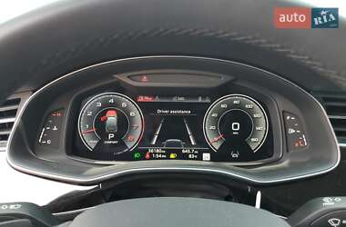 Позашляховик / Кросовер Audi Q7 2023 в 