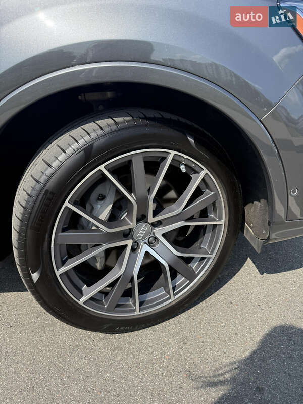 Внедорожник / Кроссовер Audi Q7 2019 в Киеве фото 6 Внедорожник / Кроссовер Audi Q7 2019 в Киеве