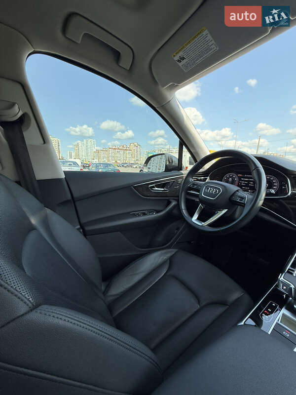 Внедорожник / Кроссовер Audi Q7 2019 в Киеве фото 14 Внедорожник / Кроссовер Audi Q7 2019 в Киеве