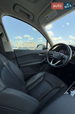 Внедорожник / Кроссовер Audi Q7 2019 в 