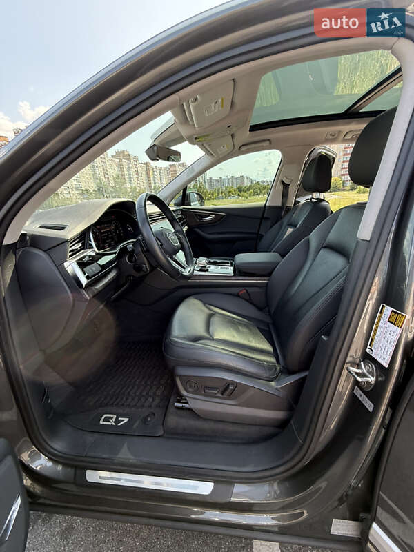 Внедорожник / Кроссовер Audi Q7 2019 в Киеве фото 22 Внедорожник / Кроссовер Audi Q7 2019 в Киеве