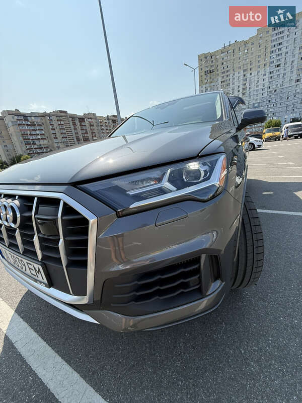 Внедорожник / Кроссовер Audi Q7 2019 в Киеве фото 35 Внедорожник / Кроссовер Audi Q7 2019 в Киеве