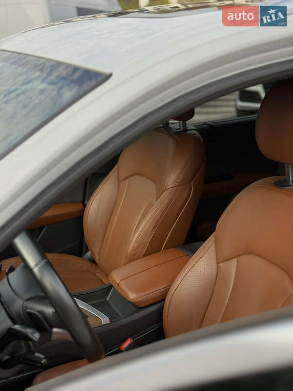 Внедорожник / Кроссовер Audi Q7 2016 в Ровно