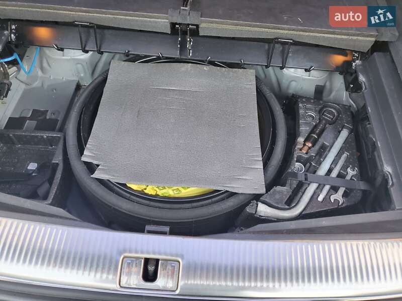 Внедорожник / Кроссовер Audi Q7 2012 в Хмельницком