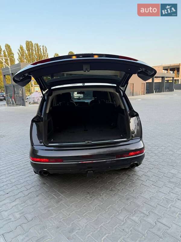 Позашляховик / Кросовер Audi Q7 2011 в Вінниці