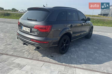 Внедорожник / Кроссовер Audi Q7 2014 в 