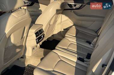 Внедорожник / Кроссовер Audi Q7 2019 в 