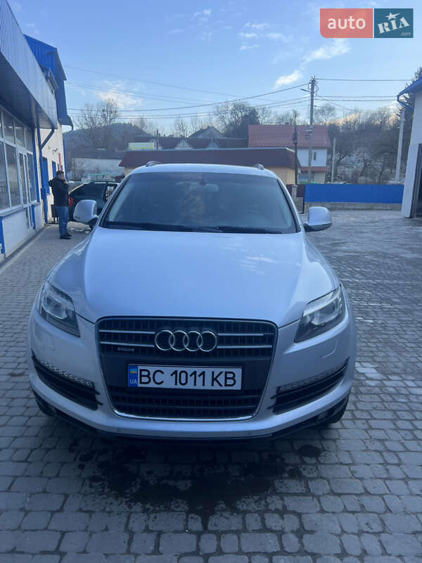 Позашляховик / Кросовер Audi Q7 2008 в Кременці