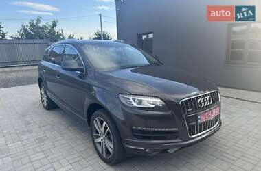 Внедорожник / Кроссовер Audi Q7 2013 в 