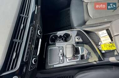 Внедорожник / Кроссовер Audi Q7 2018 в 