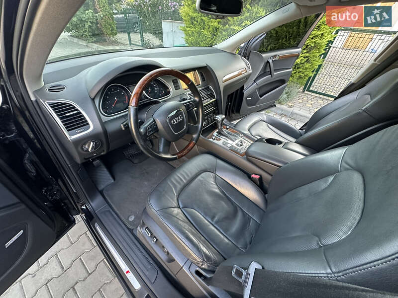 Внедорожник / Кроссовер Audi Q7 2011 в Одессе