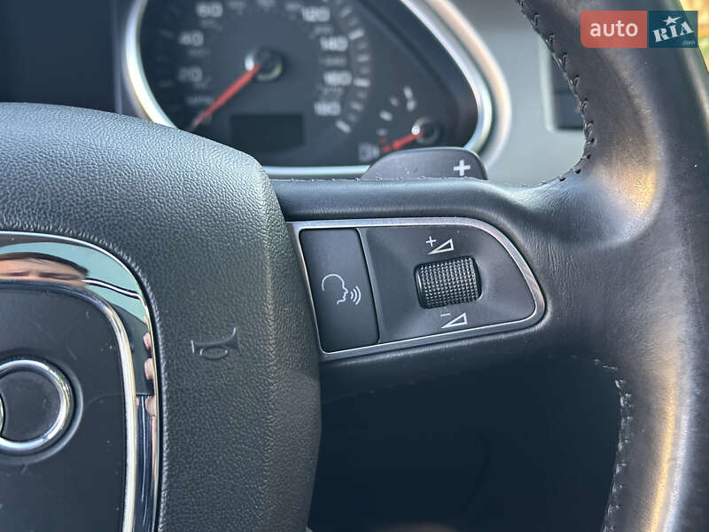 Внедорожник / Кроссовер Audi Q7 2011 в Одессе