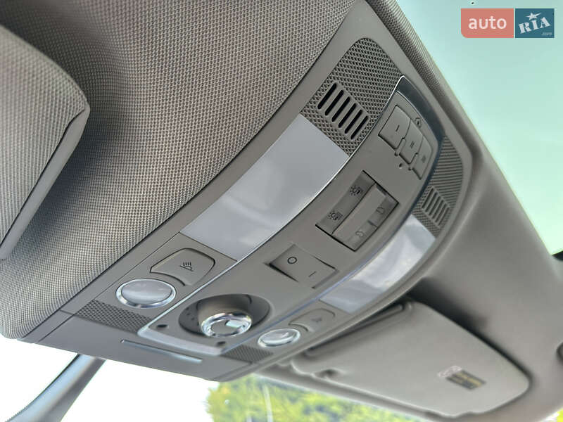 Внедорожник / Кроссовер Audi Q7 2011 в Одессе