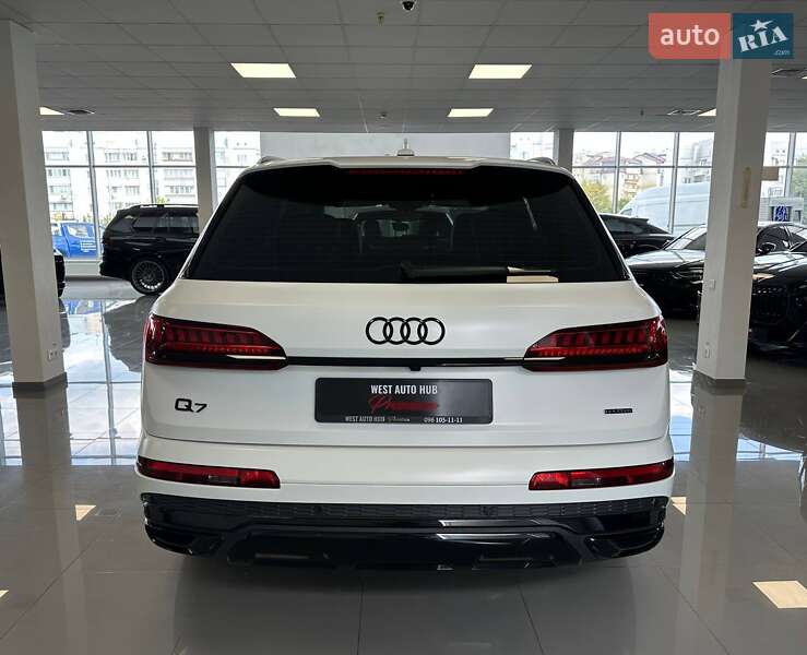 Внедорожник / Кроссовер Audi Q7 2023 в Киеве