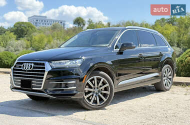 Позашляховик / Кросовер Audi Q7 2016 в Дніпрі