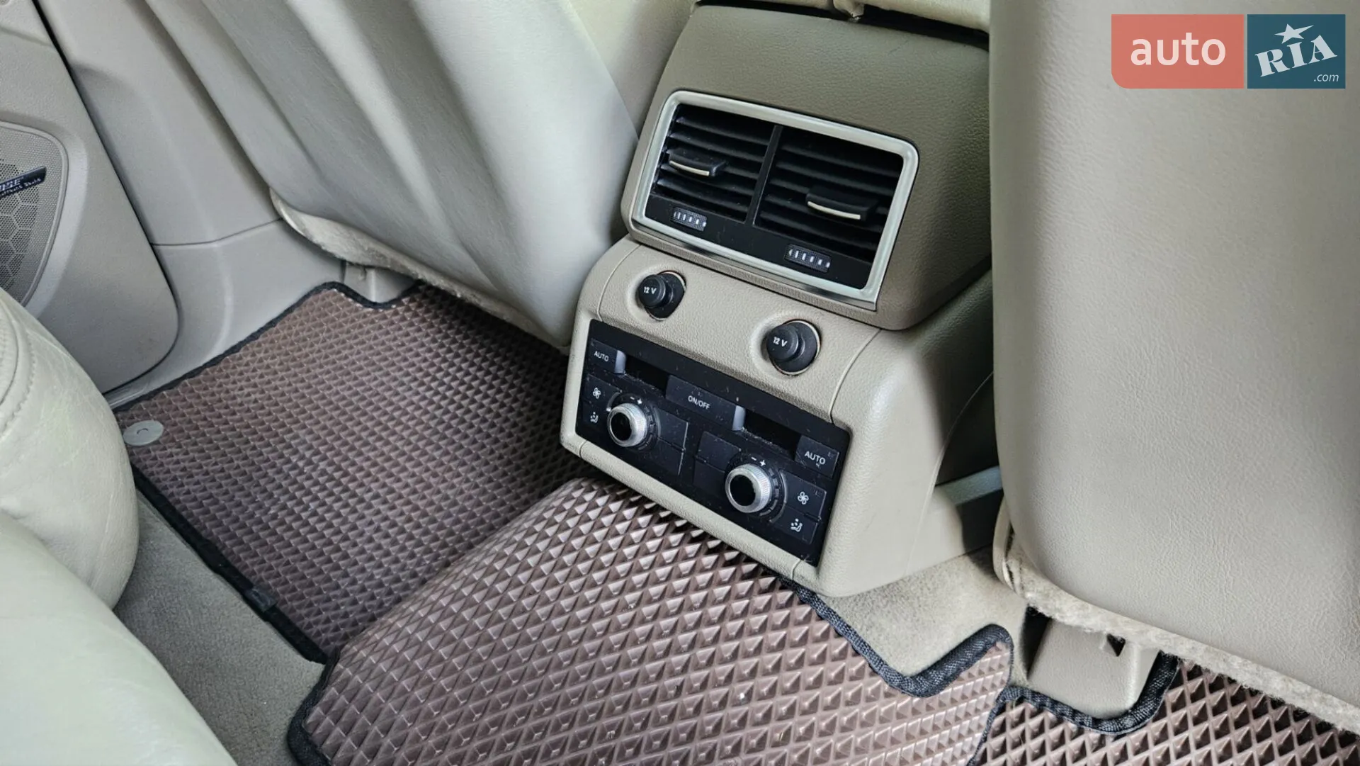 2011 Audi Q7 - мініатюра 17