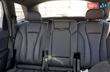 Внедорожник / Кроссовер Audi Q7 2021 в 