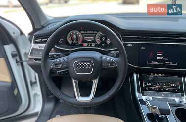 Внедорожник / Кроссовер Audi Q7 2023 в 