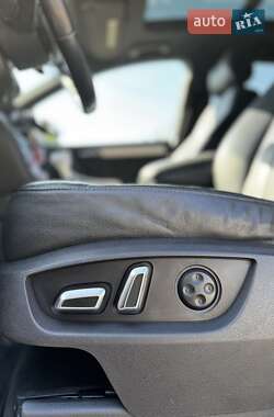 Внедорожник / Кроссовер Audi Q7 2012 в 