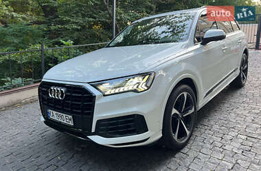 Внедорожник / Кроссовер Audi Q7 2019 в 