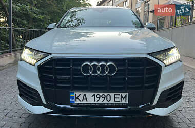 Внедорожник / Кроссовер Audi Q7 2019 в 