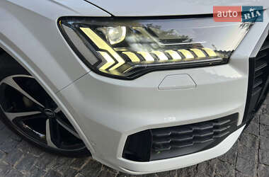 Внедорожник / Кроссовер Audi Q7 2019 в 