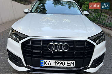 Внедорожник / Кроссовер Audi Q7 2019 в 