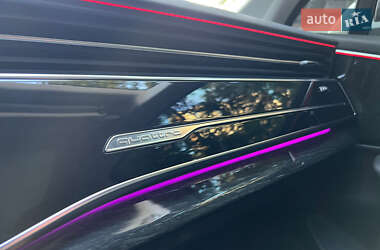 Внедорожник / Кроссовер Audi Q7 2019 в 