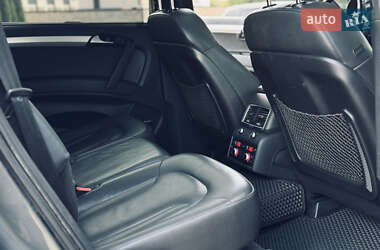 Внедорожник / Кроссовер Audi Q7 2013 в 