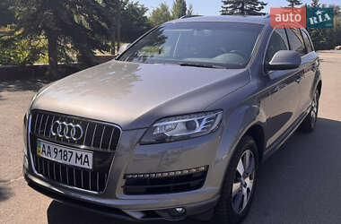 Позашляховик / Кросовер Audi Q7 2012 в Києві