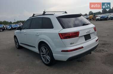 Внедорожник / Кроссовер Audi Q7 2018 в 