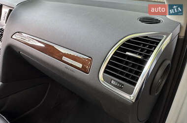 Внедорожник / Кроссовер Audi Q7 2013 в 