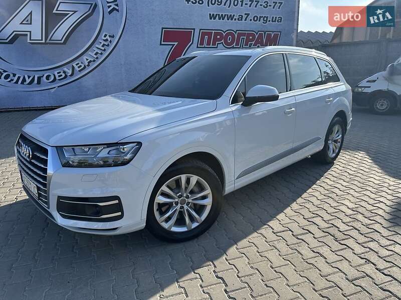 Позашляховик / Кросовер Audi Q7 2016 в Хмельницькому