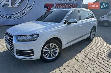 Внедорожник / Кроссовер Audi Q7 2016 в 