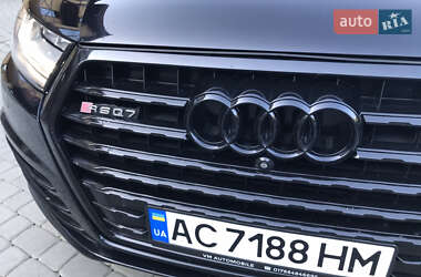 Внедорожник / Кроссовер Audi Q7 2015 в 