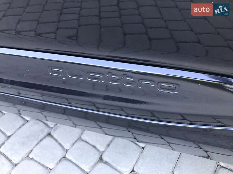 Позашляховик / Кросовер Audi Q7 2015 в Луцьку