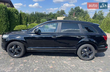 Внедорожник / Кроссовер Audi Q7 2015 в 