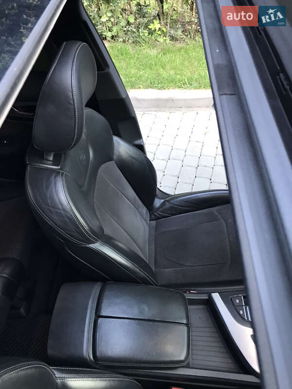 Позашляховик / Кросовер Audi Q7 2015 в Луцьку