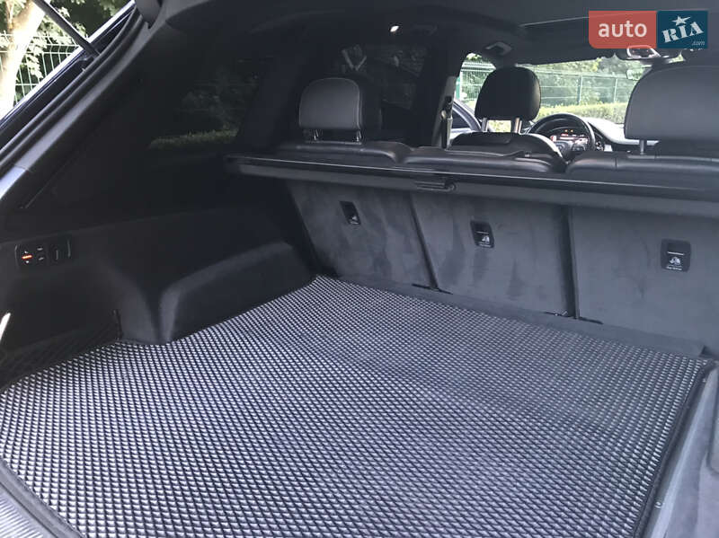 Позашляховик / Кросовер Audi Q7 2015 в Луцьку