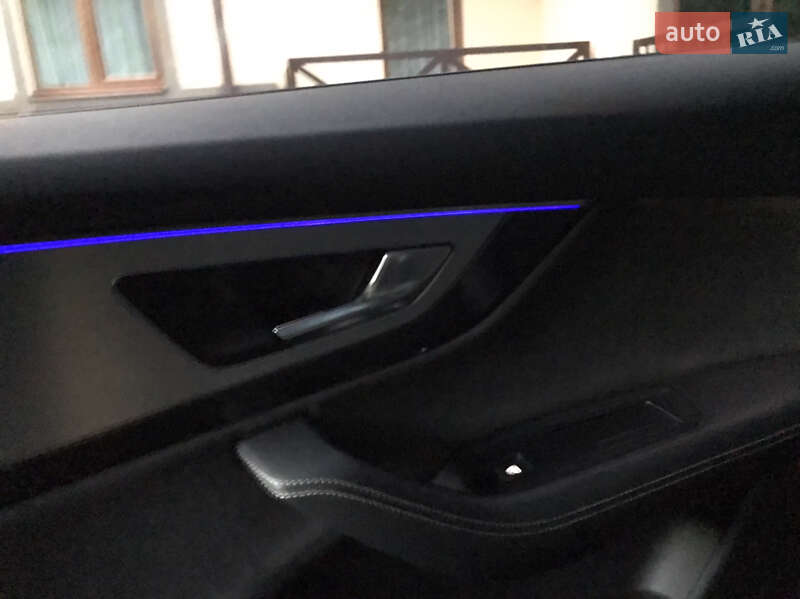 Позашляховик / Кросовер Audi Q7 2015 в Луцьку