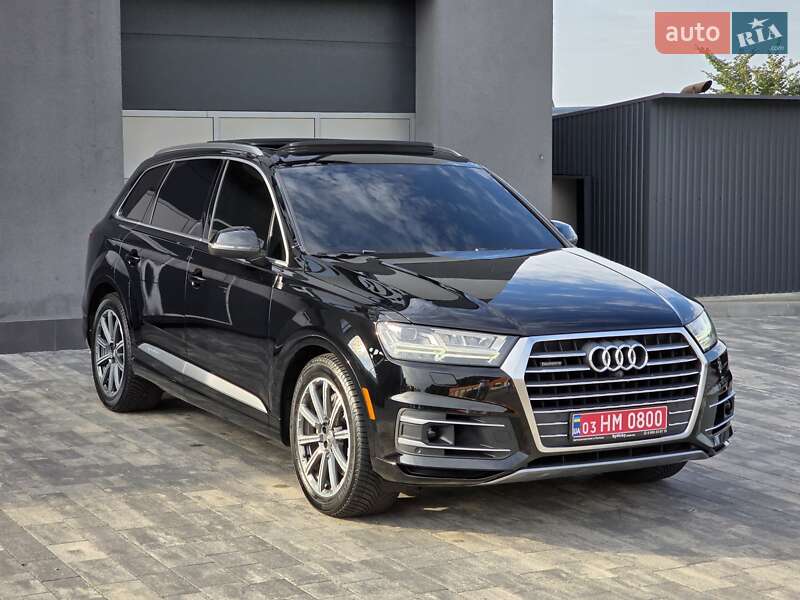 Внедорожник / Кроссовер Audi Q7 2017 в Луцке