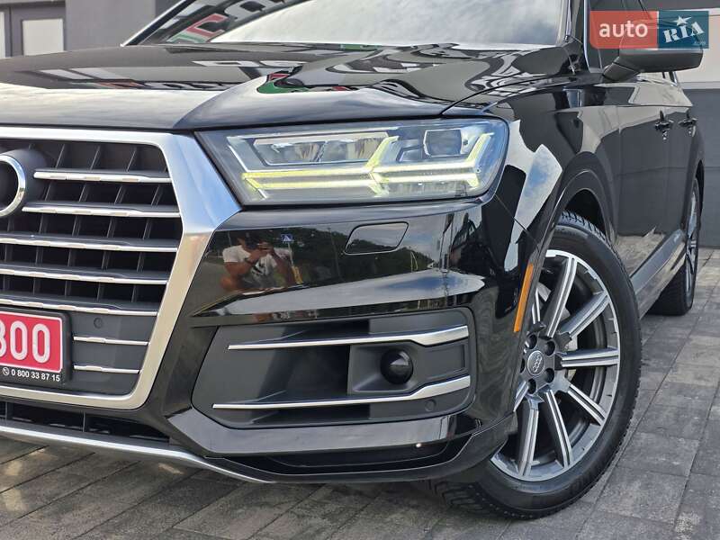 Внедорожник / Кроссовер Audi Q7 2017 в Луцке