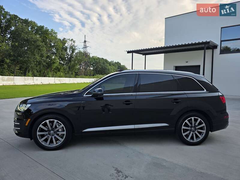 Внедорожник / Кроссовер Audi Q7 2017 в Луцке