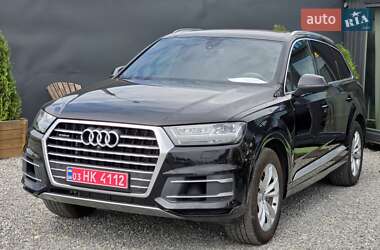 Внедорожник / Кроссовер Audi Q7 2018 в 
