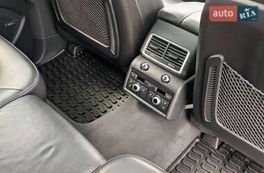 Позашляховик / Кросовер Audi Q7 2015 в 