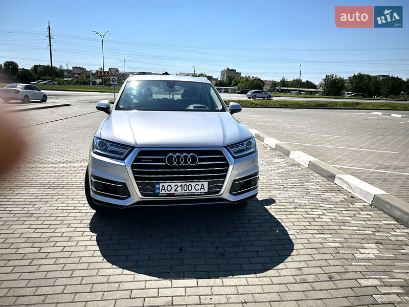 Audi Q7 2015