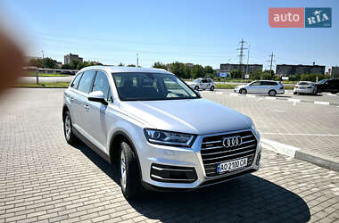 Внедорожник / Кроссовер Audi Q7 2015 в 