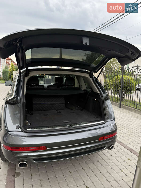 Внедорожник / Кроссовер Audi Q7 2012 в Шептицькому