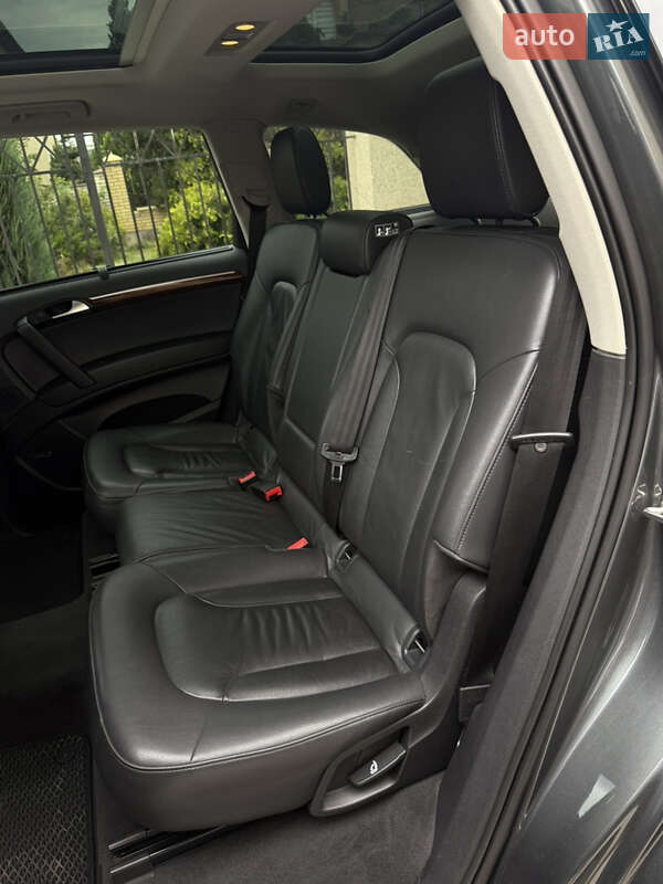 Внедорожник / Кроссовер Audi Q7 2012 в Шептицькому